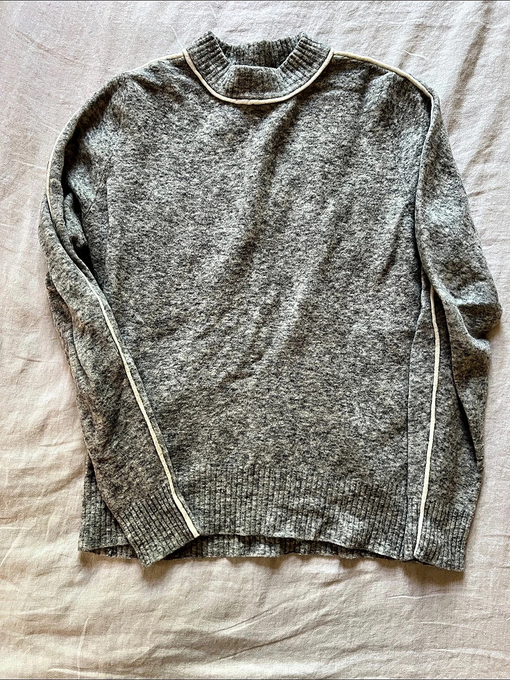 Athleta Turtleneck Sweater Gray Size Small